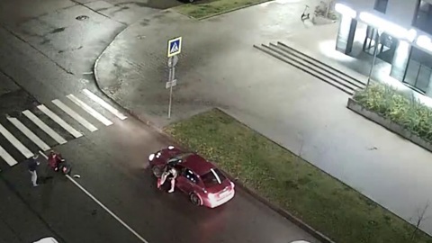 В Петрозаводске на пешеходном переходе сбили мужчину