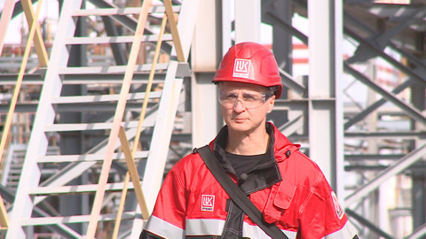 Заводчанин с 30-летним стажем участвует в "перерождении" комплекса на волгоградском НПЗ