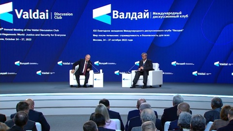 Запад подрывает к себе доверие