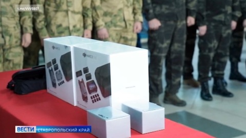Ставропольцы согревают бойцов в осенние холода