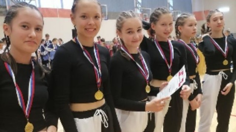 Школьницы из Бурятии взяли золото Кубка России по по фитнес-аэробикеа