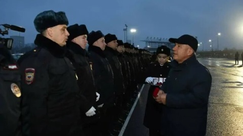 Минниханов передал сотрудникам МВД ключи от служебных автомобилей