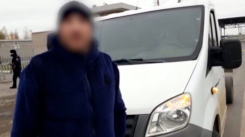 Волгоградские полицейские остановили похищенный в Краснодаре грузовик
