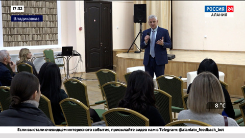 Представитель МГИМО Сергей Маркедонов провел мастер-класс для представителей СМИ, пресс-служб, сотрудников вузов республики