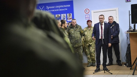 Роман Бусаргин на очередной встрече с мобилизованными обсудил помощь семьям