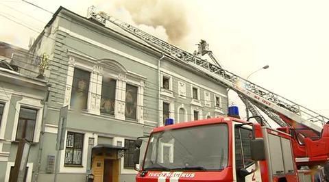 Пожар в "Школе современной пьесы" вспыхнул за несколько минут до спектакля