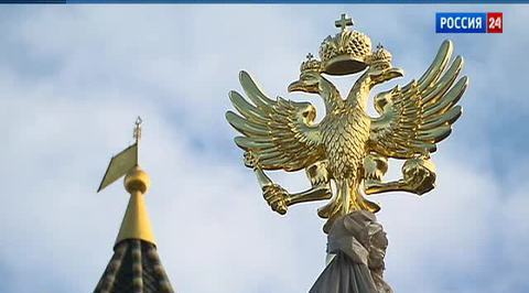 Памятник 300-летию Дома Романовых восстанавливали на ощупь