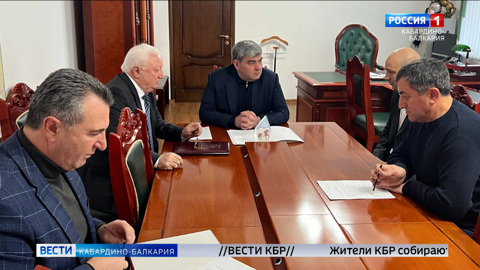 Казбек Коков провел оперативное совещание по вопросам ликвидации последствий обледенения ЛЭП