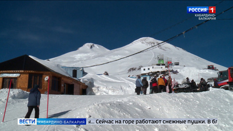 Количество снежных пушек на Эльбрусе вырастет до двухсот