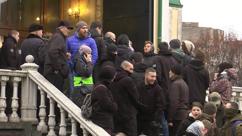 Украинские власти усиливают давление на Православную Церковь
