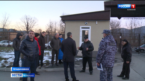 На базе академии футбола "Алания" прошли учения по противодействию терактам на объектах спорта