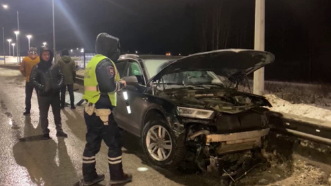 Сразу несколько серьезных аварий произошло в Свердловской области за выходные