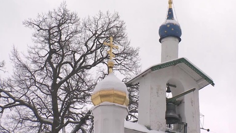 В Псково-Печерском монастыре восстанавливают Большую звонницу