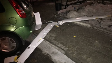 Момент падения дрона у жилого дома в Белгороде попал на видео