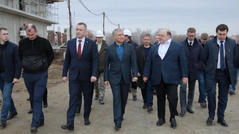 Вячеслав Володин приехал в свой избирательный округ