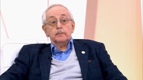 "Ему никто не поверил": Василий Ливанов о хрущевской оттепели и культе Сталина