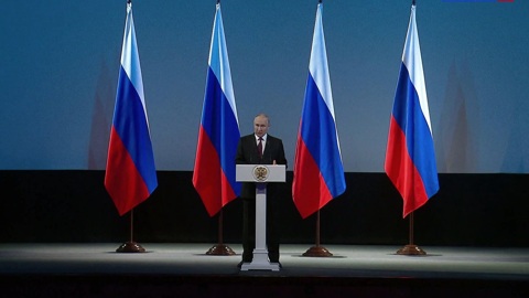 В день космонавтики Владимир Путин принял участие в мероприятии в Кремлевском Дворце