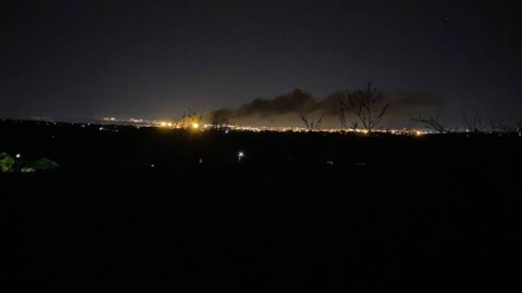 Очевидцы выложили видео с горящими подстанциями в Белгороде