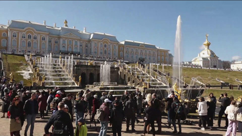 Музей-заповедник "Петергоф" открыл летний сезон