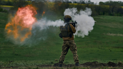 ЕС продолжит обсуждение нового пакета военной помощи Украине