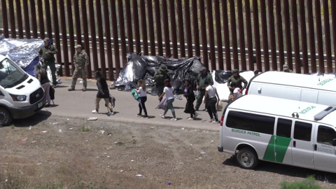 Штаты поделились своими нелегалами с Испанией