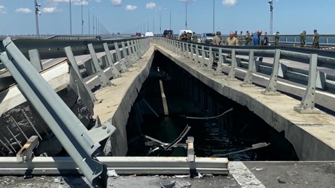 ЧП на Крымском мосту: 14-летнюю Ангелину выкинуло из машины