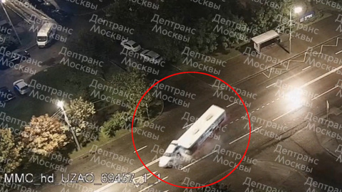 Момент ДТП на юге Москвы попал на видео