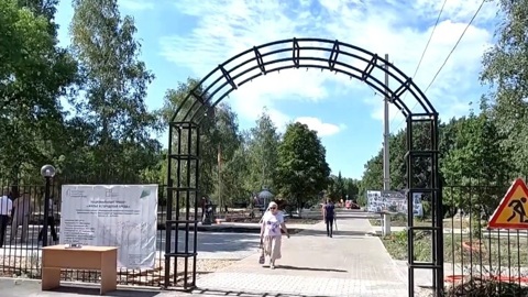 Николай Панков осмотрел ход работ на нескольких объектах в Вольском районе