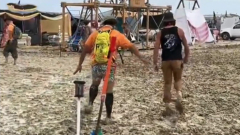Фестиваль Burning Man превратился в катастрофу
