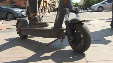 В Госдуме предложили ввести госномера и ответственность по УК для самокатчиков