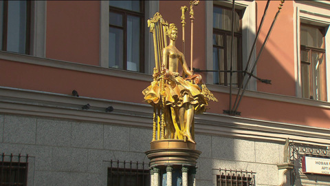 Памятник-фонтан "Принцесса Турандот" возле Театра Вахтангова повреждён