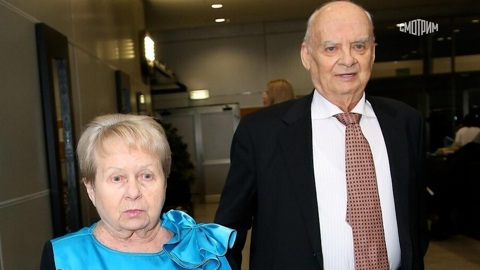 Лариса Долина заявила, что Добронравов никогда не был в тени Пахмутовой