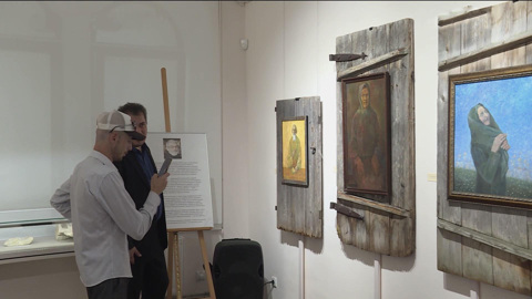 В Севастополе открылась выставка архангельского художника Сергея Сюхина
