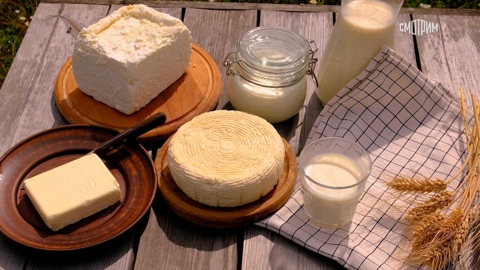 Какие продукты помогут справиться с сезонным расстройством настроения