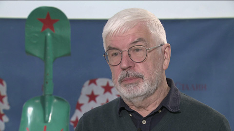 Художник Ростислав Лебедев – о выставке "Жёсткие склейки"
