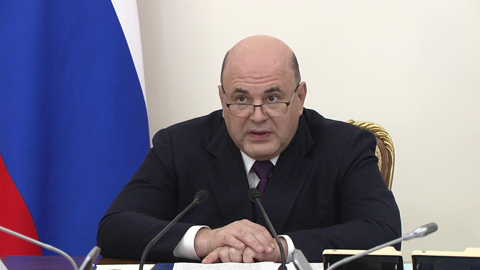 Мишустин на заседании кабмина обсудил ход посевных работ и поддержку регионов