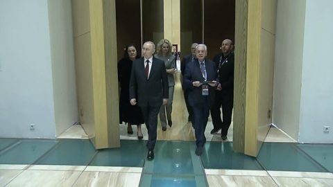Владимир Путин выступил на пленарном заседании Форума объединенных культур