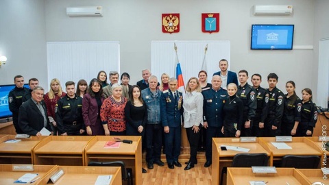 В Саратове состоялся круглый стол, посвященный развитию НКО