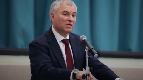 Вячеслав Володин на встрече с саратовцами затронул тему работы в избирательном округе