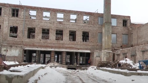 В Энгельсе продолжается реконструкция гарнизонного Дома офицеров