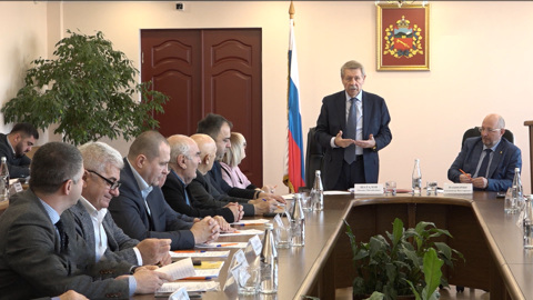 Выдвижение кандидатуры Владимира Путина на предстоящих выборах президента России единогласно поддержали на заседании Общественного совета Владикавказа
