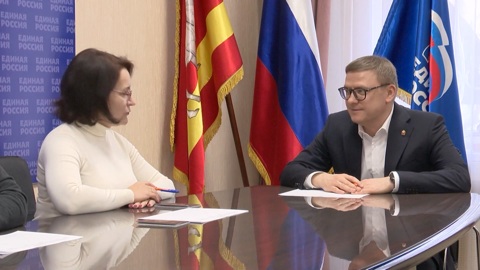 Стартовал сбор подписей за кандидатуру Владимира Путина на выборах президента