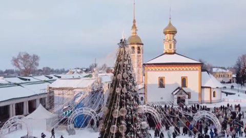 Новогодняя столица России – древний Суздаль – встречает гостей со всей страны