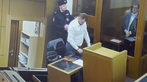Глава предприятия по производству вакцин от ковида арестован за взятку