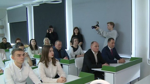 «Растим инженеров»: в Козьмодемьянске открылся специализированный класс физики