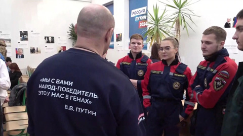 Жога поставил подпись за выдвижение Путина кандидатом на выборы президента