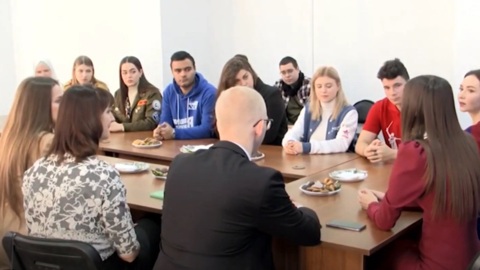 Вопрос сохранения традиционных ценностей обсудили в формате круглого стола