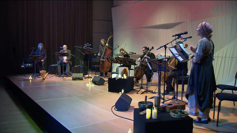 "Неразменный рубль": сказку по мотивам рассказа Николая Лескова разыграли на сцене зала "Зарядье"