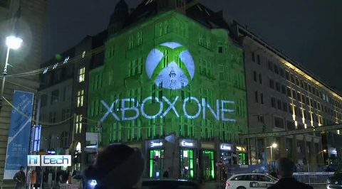 Двухдисплейный йотафон, плафон/смартшет от Nokia, XBox vs Playstation