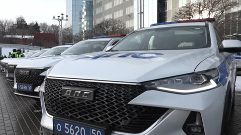 В Подмосковье дорожные инспекторы получили новые автомобили